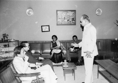 MIC TO HELD A CONDOLENCE MEETING