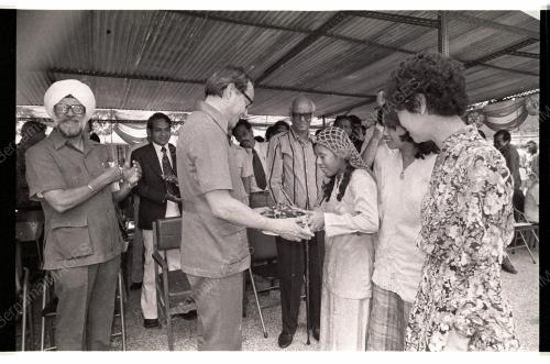 RICHARD HO RASMI KEMPEN EMPLOY THE BLIND