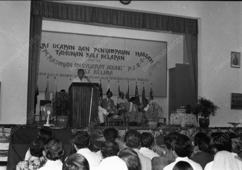 PERASMIAN MESYUARAT PERSATUAN IBU BAPA
