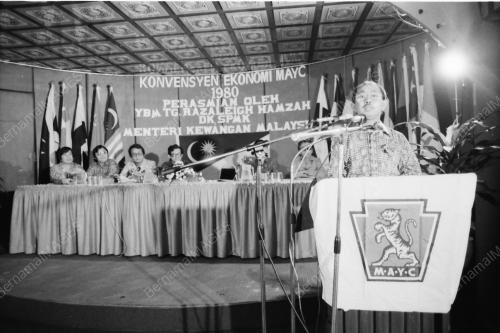KONVENSYEN EKONOMI