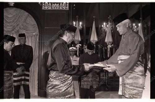 02_180490_AGONGSAMPAISURATWATIKAH