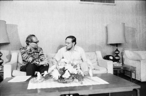 PM MEETS MBJ COMPUTER CENTRE