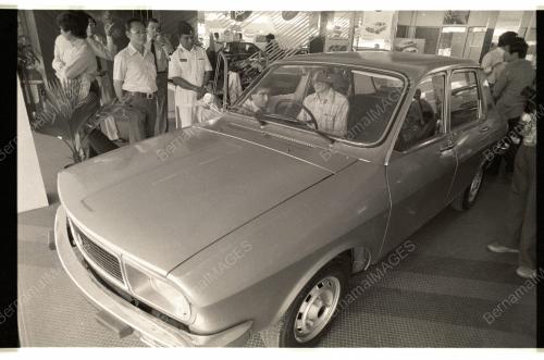 RENAULT