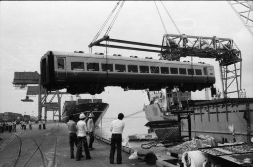 KTM RECEIVES COACHES