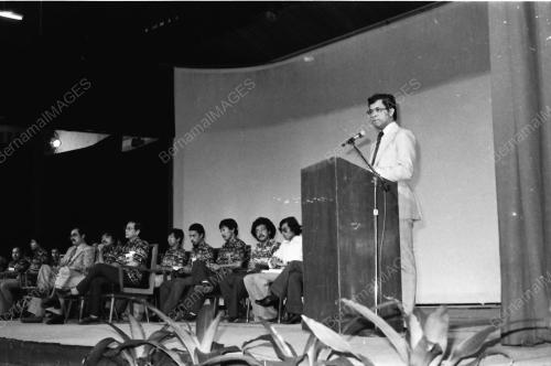 PELAJAR-PELAJAR