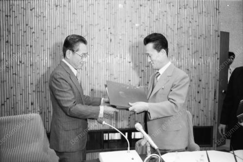 ZAKARIA ALI TRADE AGREEMENT WITH KOREA
