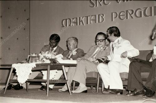 05_22111980_SIJIL_GURU