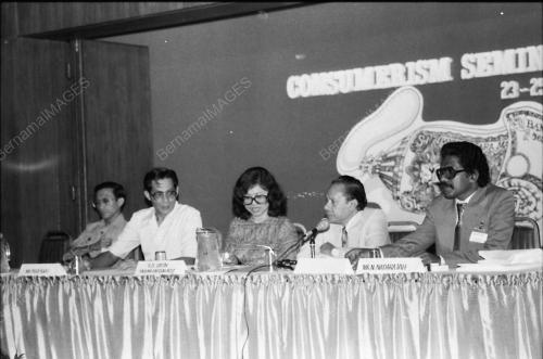 SEMINAR KONSUMER