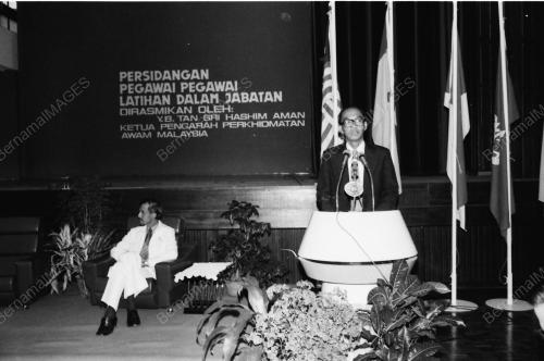 PERSIDANGAN PEGAWAI LATIHAN