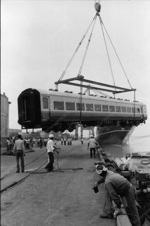 KTM RECEIVES COACHES