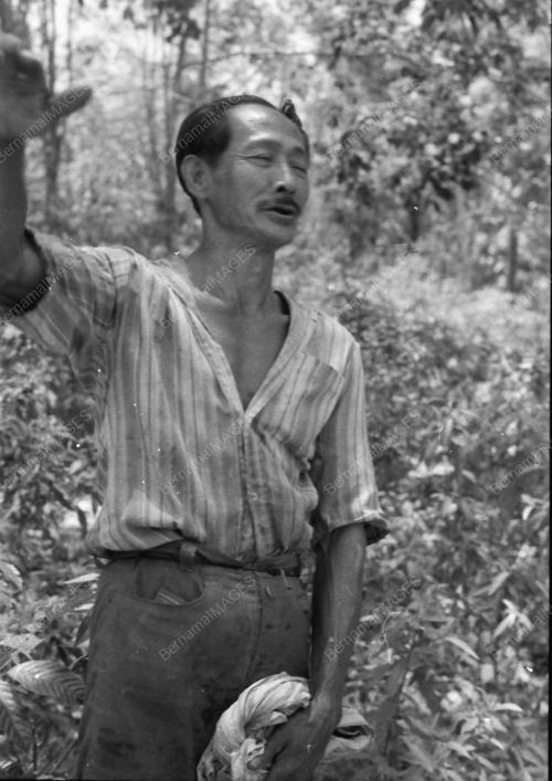PATUNG EMAS
