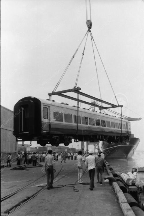KTM RECEIVES COACHES