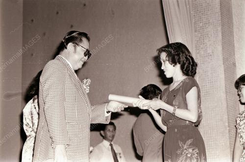 08_22111980_SIJIL_GURU