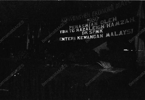 KONVENSYEN EKONOMI