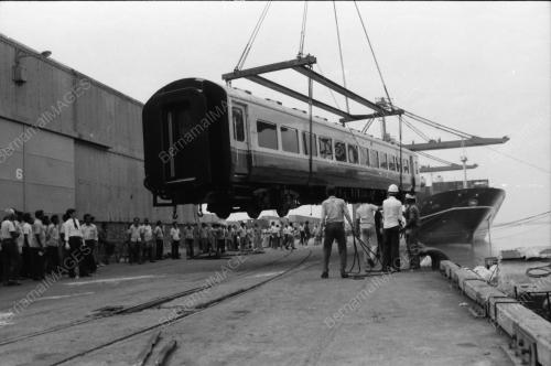 KTM RECEIVES COACHES
