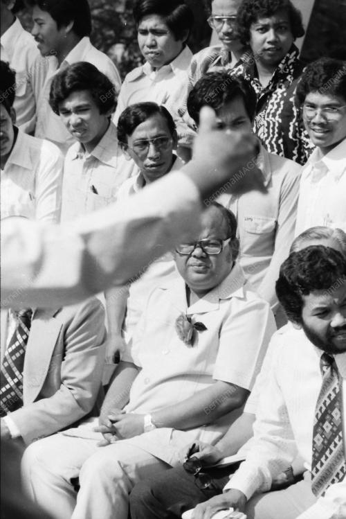 DATUK SHARIF AHMAD RASMI KURSUS