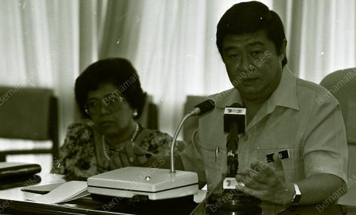 LING LEONG SIK BERJUMPA DENGAN PERSATUAN PEMANDU LORI