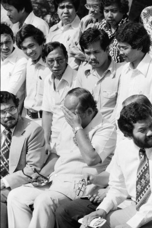 DATUK SHARIF AHMAD RASMI KURSUS