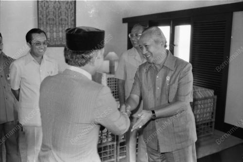 PM&SUHARTO