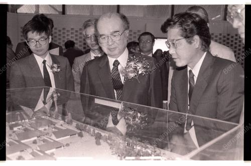 Menteri Luar Jepun Taro Nakayama Bertemu Pelajar UM