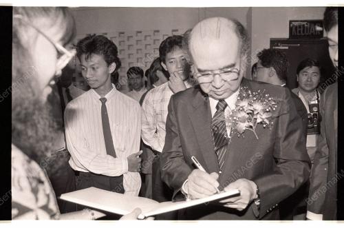 Menteri Luar Jepun Taro Nakayama Bertemu Pelajar UM