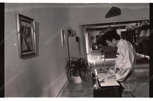 Dr Mahathir Tandatangani Condolence Book