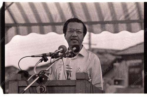 PM Rasmi Kompleks Taman Selera Tanjung