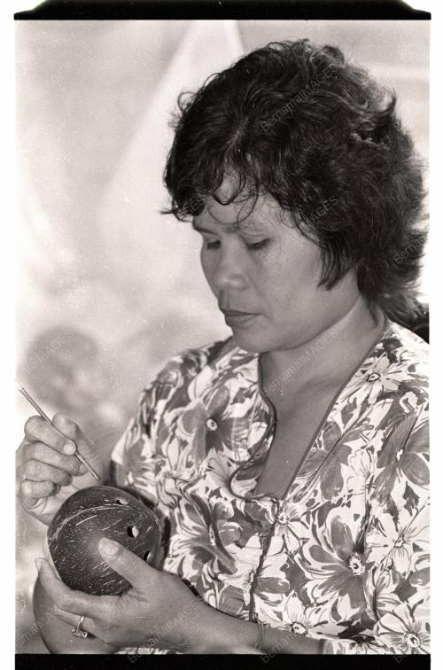 Kraftangan Tempurung Kelapa