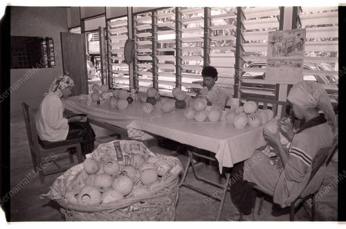 Kraftangan Tempurung Kelapa