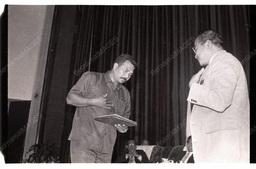 Sabarudin Chik Rasmi Pameran