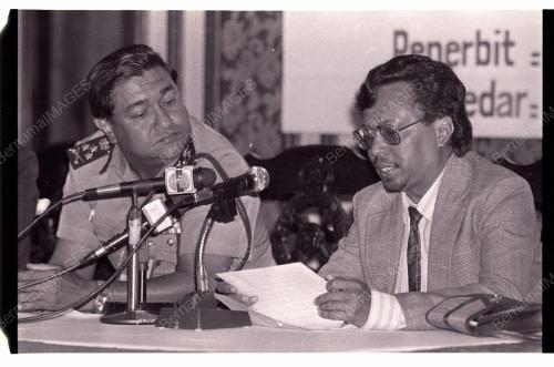 ZAMAN KHAN MELANCARKAN BUKU