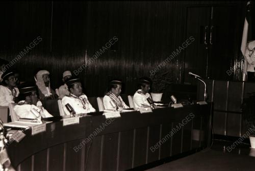 PERSIDANGAN DEWAN UNDANGAN NEGERI
