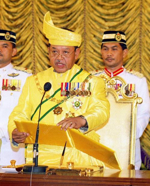 131201_AGONG_ISTANA_16022016