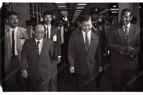 KETIBAAN DELEGASI