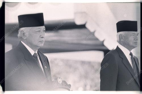 KING WELCOMES PRESIDENT ZIMBABWE