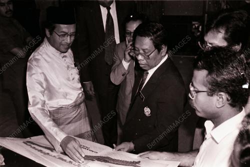 DATUK SERI DR MAHATHIR MOHAMAD