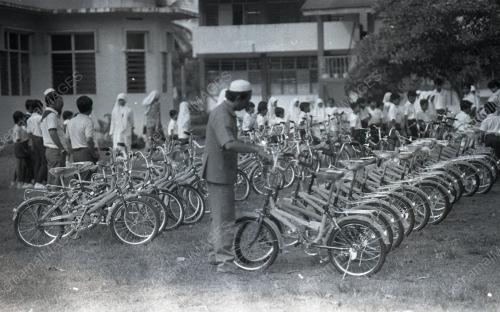 KL05_220690_PENYERAHAN_BASIKAL
