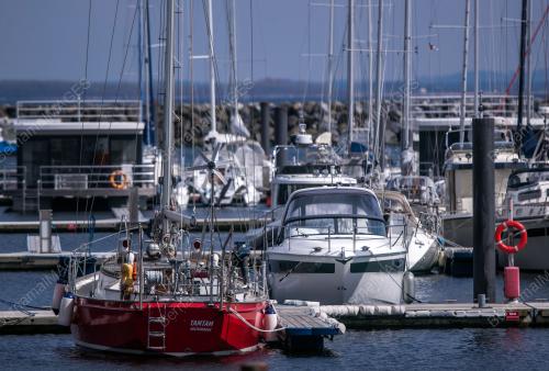 14956200AB026F81_18052017