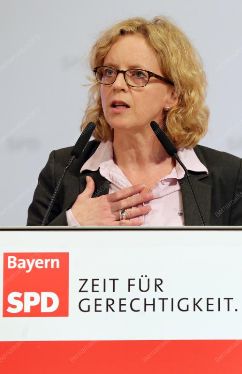 149568007BCF8735_20052017