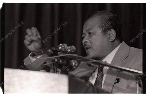 Sabarudin Chik Rasmi Pameran