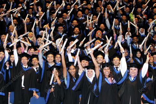 UNIVERSITI TEKNOLOGI PETRONAS, TRONOH