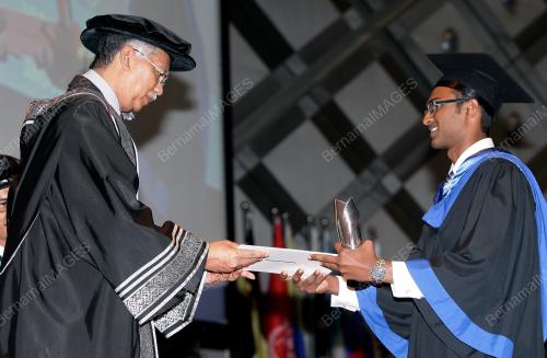 UNIVERSITI TEKNOLOGI PETRONAS, TRONOH