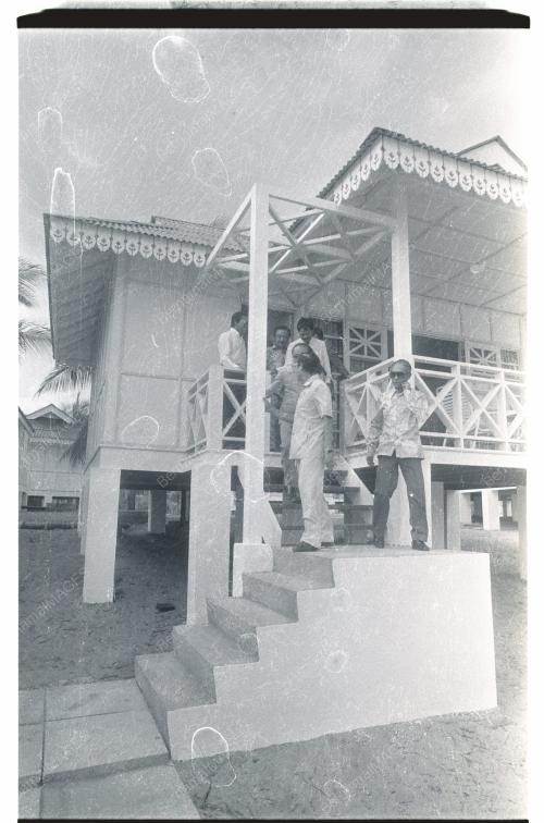 Datuk Rastom Rasmi gotong-royong
