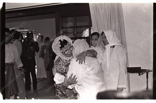 ALLAHYARHAM TUN HUSSEIN ONN