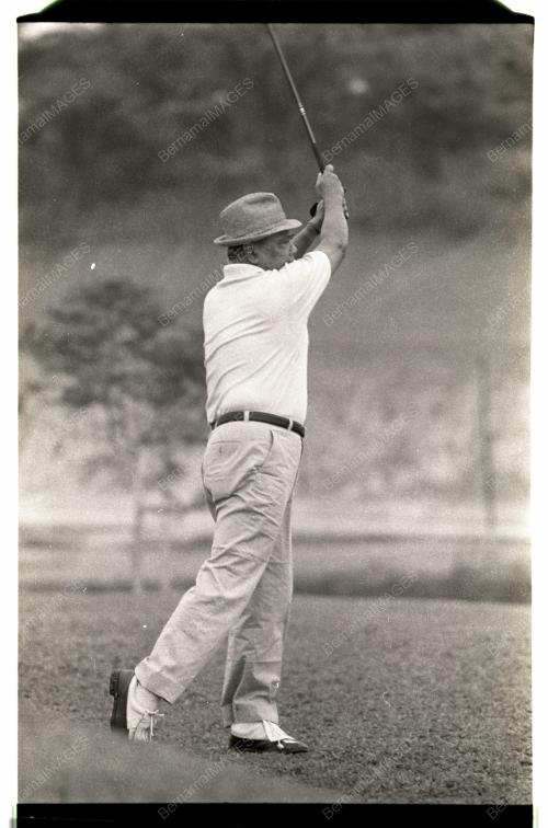 GHAFAR BABA HADIRI PERTANDINGAN GOLF