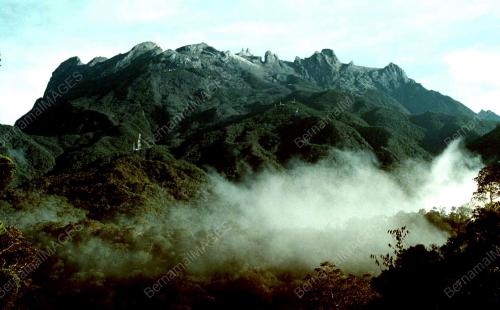 GUNUNG KINABALU