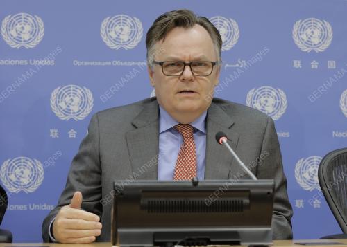 Presser by Marc-Andre Blanchard on Haiti