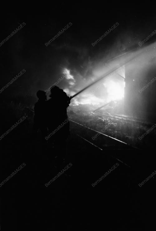 KEBAKARAN GUDANG KERETAPI