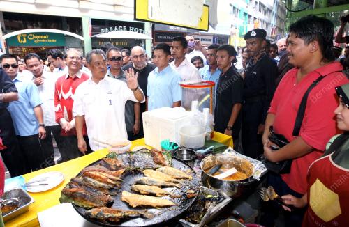 TAN SRI MUHYIDDIN YASSIN