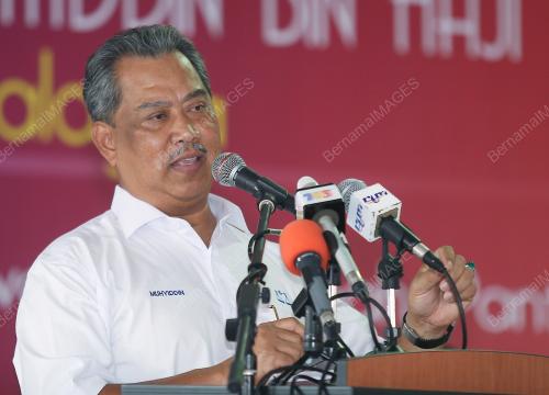 TAN SRI MUHYIDDIN YASSIN